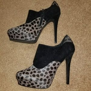 Colin Stuart Leopard Heels Great Condition Size 9